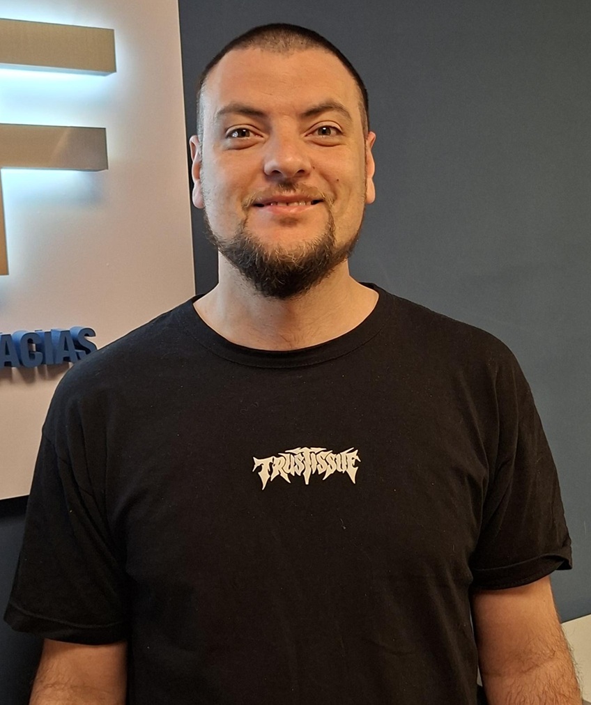 Sr. Emiliano Miliado